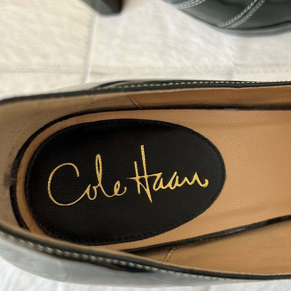 Cole Haan women’s patent leather high heels. Size 8.5. Excellent condition - Picture 5 of 10